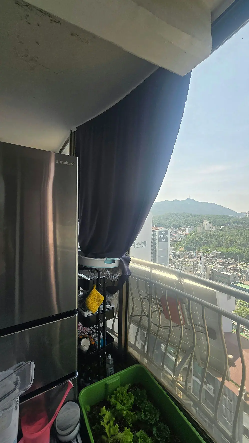 동작구 사당동 경남아너스빌아파트 전면베란다2 창호 교체 전