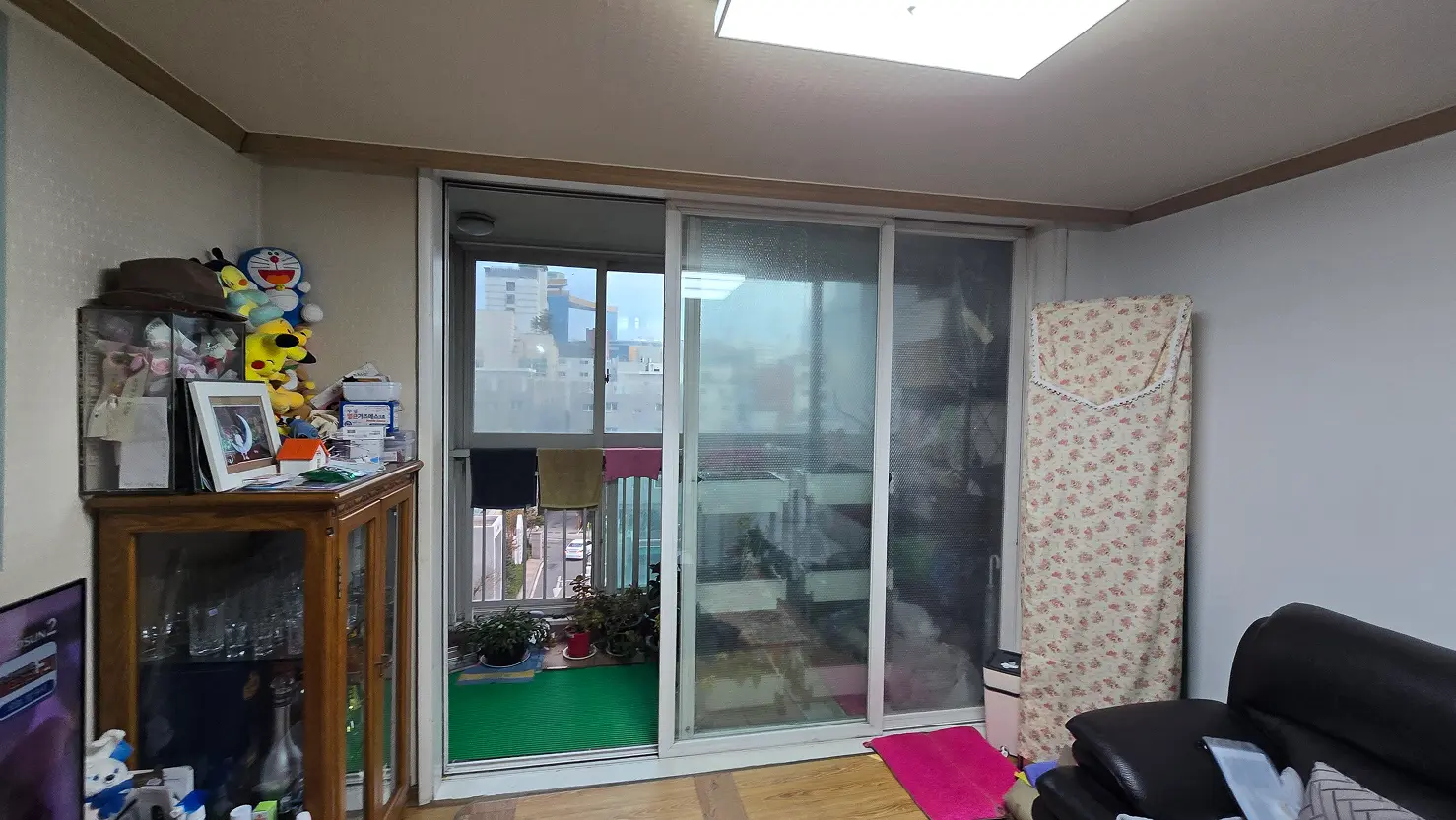 구로구 고척동 청솔우성아파트 거실분합 창호 교체 전
