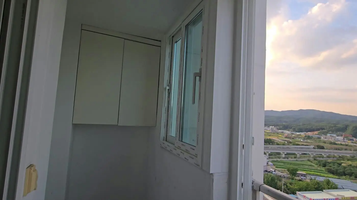 용인시 처인구 포곡읍 신원아파트1차 수납장방 창호 교체 후